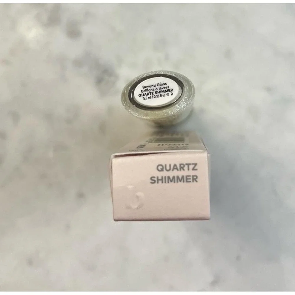 New Beautycounter Beyond Lip Gloss QUARTZ SHIMMER Full Size Makeup Skincare Box‎
